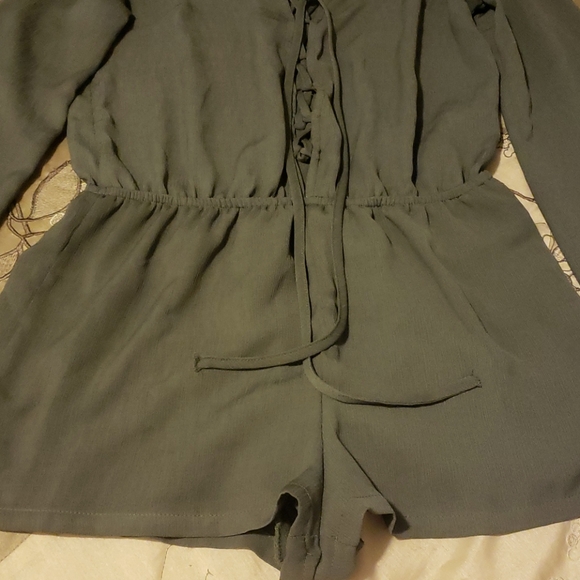 Forever 21 Shorts Romper - Picture 2 of 8